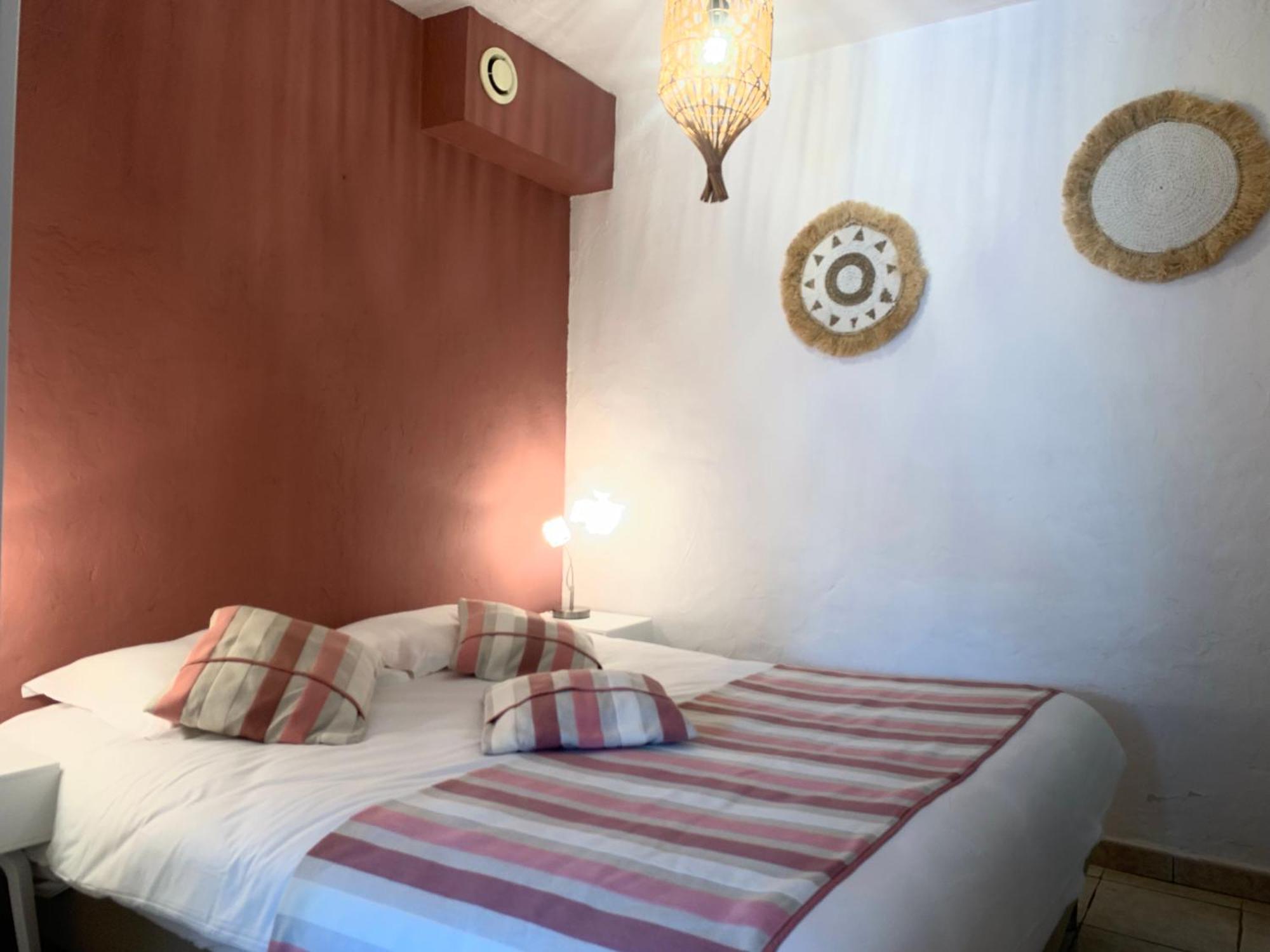 סן-מקסים Hotel La Nartelle מראה חיצוני תמונה