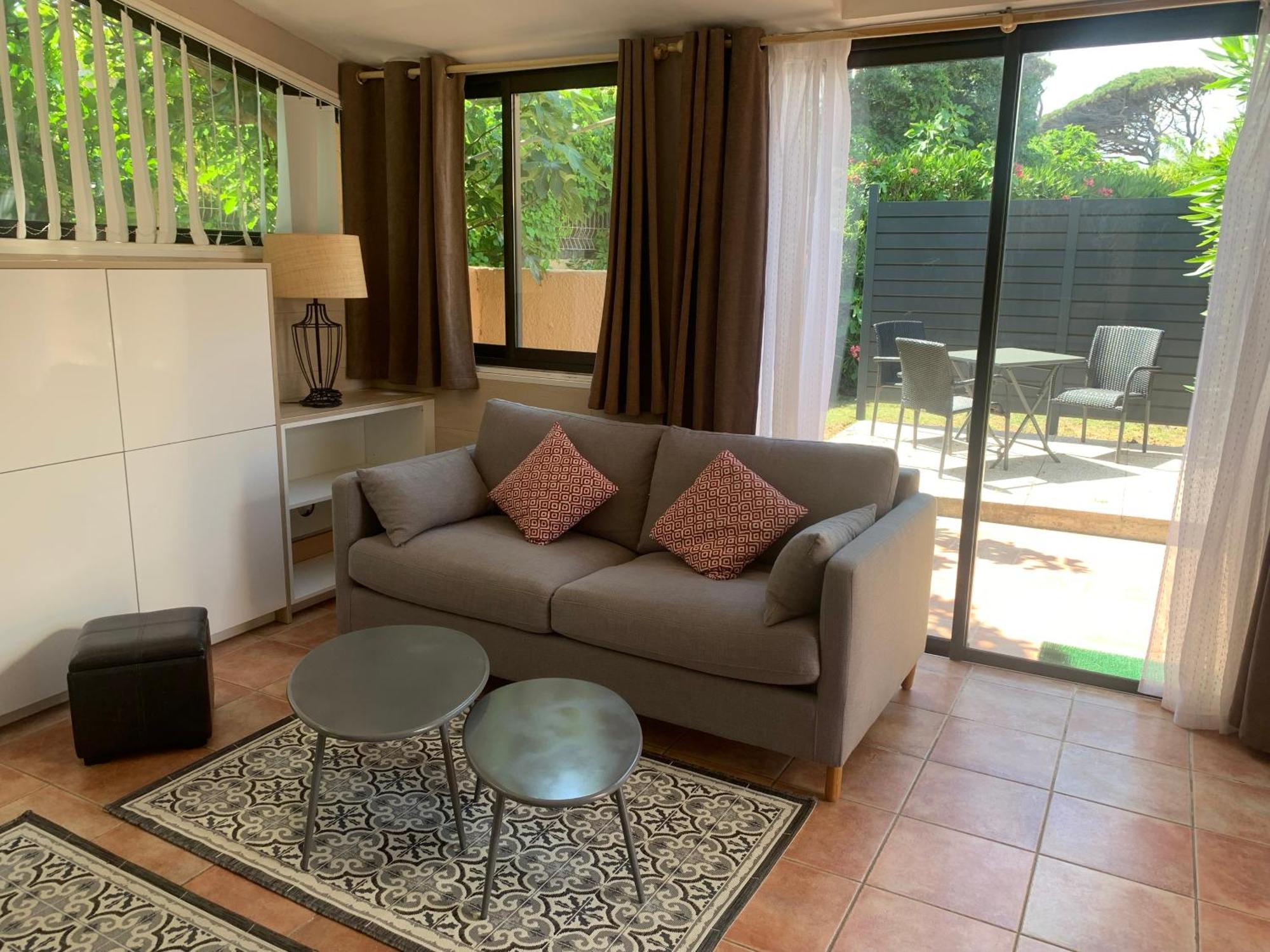 סן-מקסים Hotel La Nartelle מראה חיצוני תמונה