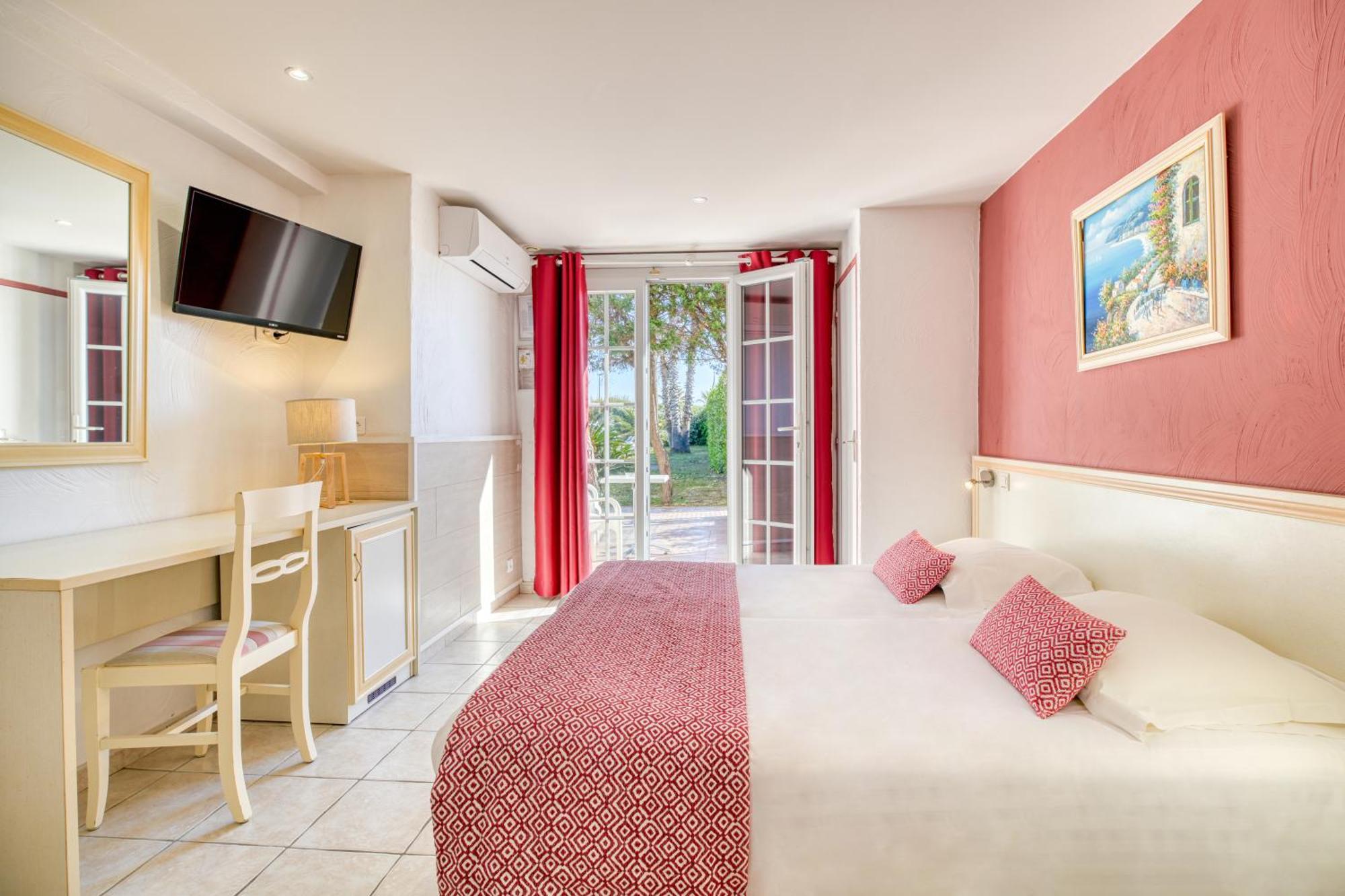 סן-מקסים Hotel La Nartelle מראה חיצוני תמונה
